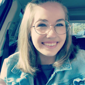 Meet your Posher, Olivia